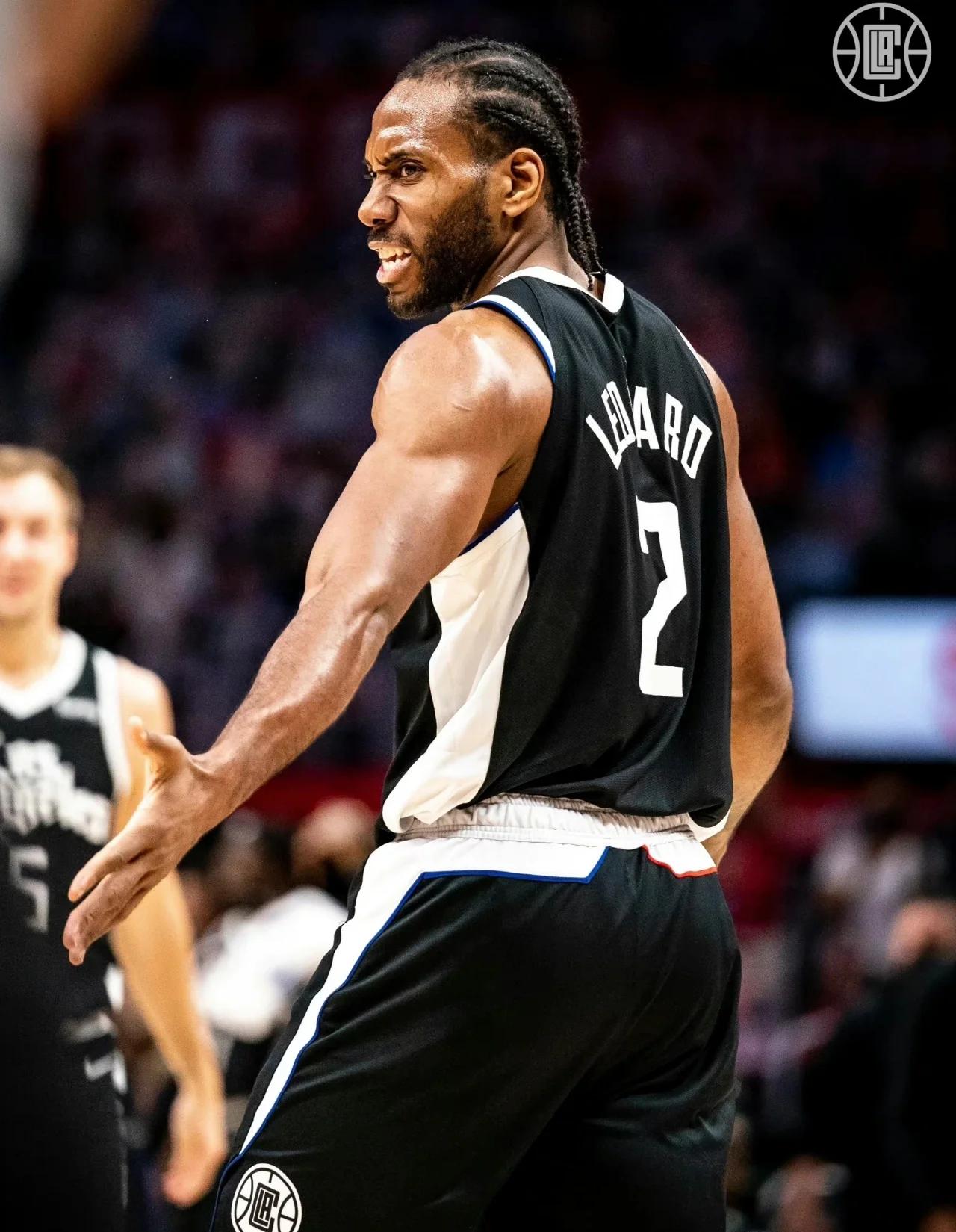 阿斯：切尔西与曼联已接触巴西U17国家队队长爱德华多（据阿斯报道，切尔西与曼联已与巴西U17队长爱德华多接洽）