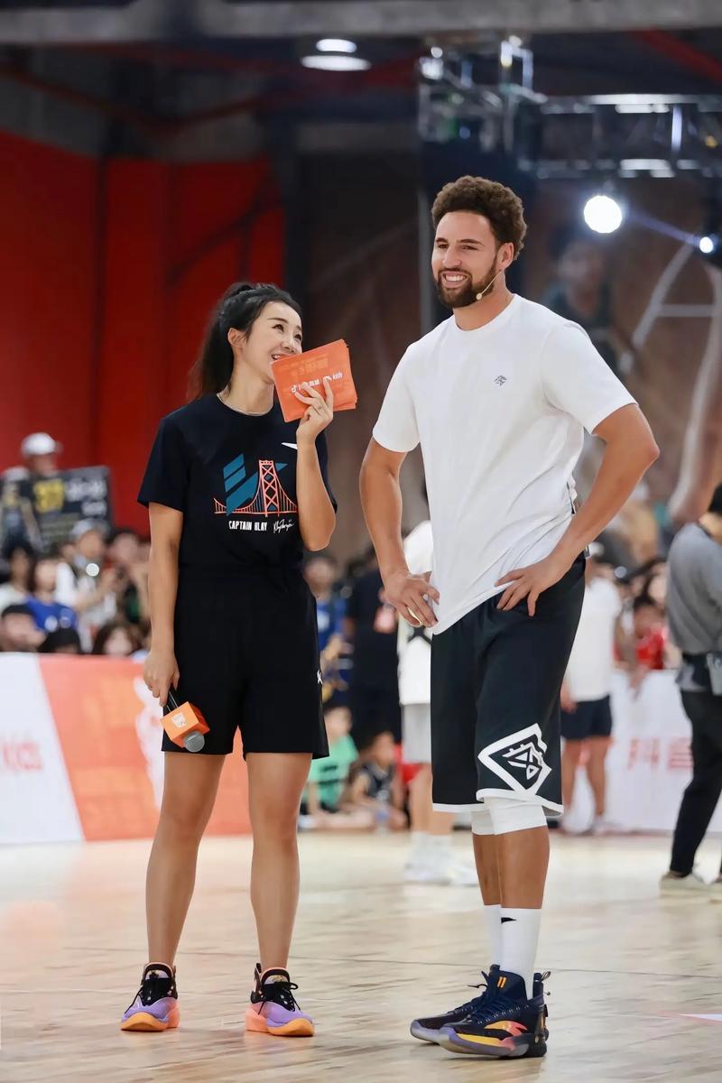 2025年世界U19女排锦标赛小组赛战罢 中国队晋级16强（2025年U19女排世锦赛小组赛收官，中国队挺进16强）