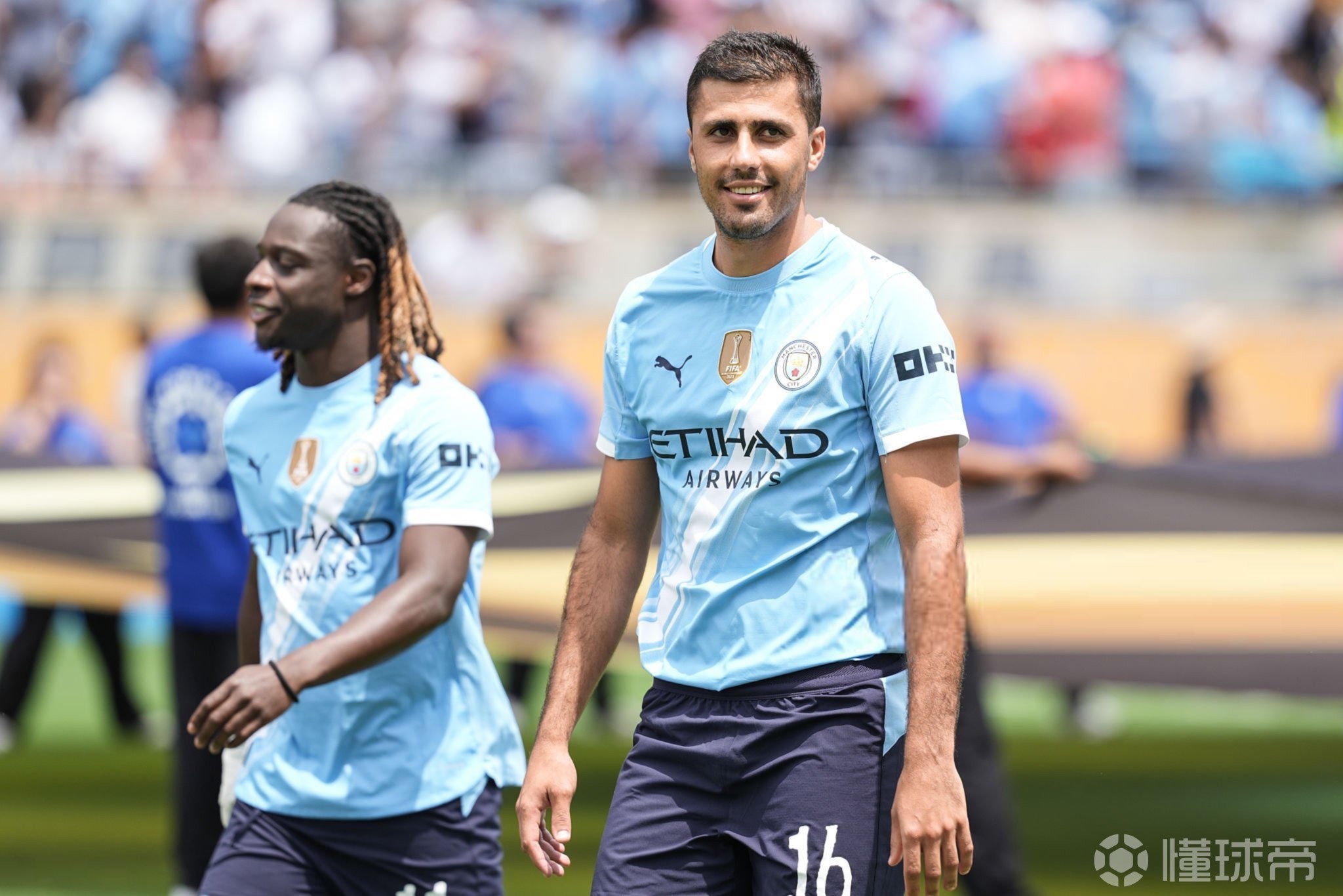 半场战报：格拉茨风暴0-0诺丁汉森林，吉布斯-怀特失点（半场速报：格拉茨风暴0-0诺丁汉森林，吉布斯-怀特罚丢点球）