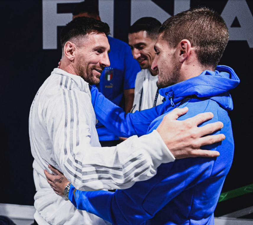 唐天翼代表阿图什安淇拉队征战喀什杯：希望我们球队能夺冠（唐天翼披阿图什安淇拉战袍征战喀什杯，剑指冠军）