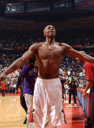 CBA球队战绩分析及焦点对决回顾（CBA各队战况解读与焦点之战盘点）