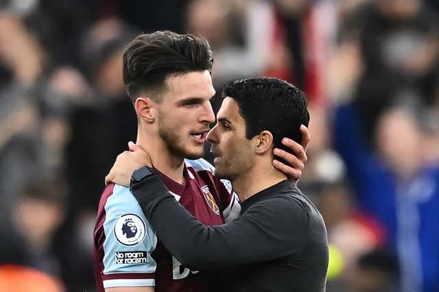 若昂-佩德罗选巴西五人队：大罗、内马尔、卡塞米罗在列（若昂·佩德罗评选巴西五人阵容：大罗、内马尔、卡塞米罗入选）