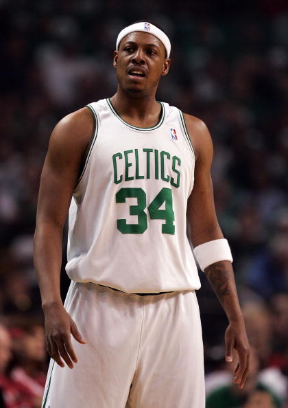 本赛季苏超最佳阵容：冠军泰州队1人入选，亚军南通队3人在列（苏超本季最佳阵容出炉：冠军泰州仅1人入选，亚军南通3将上榜）