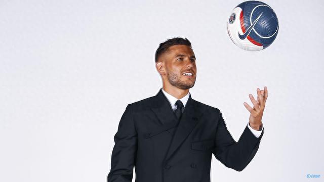 吴曦迎来个人生涯400场顶级联赛出场，同年龄段仅次于王大雷（吴曦达成顶级联赛400场里程碑，同龄仅次于王大雷）