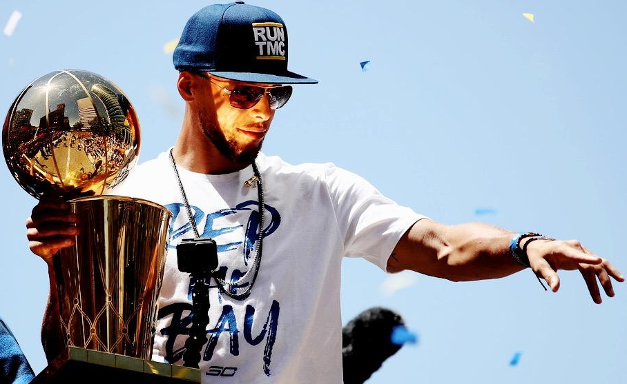 热火140-123大胜快船送其五连败 伦纳德36分哈登11分难救主（热火140-123击溃快船送其五连败 伦纳德36分、哈登11分仍难改败局）